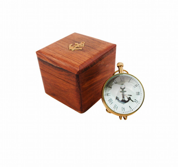 ZEGAR MOSIĘŻNY W DREWNIANYM PUDEŁKU