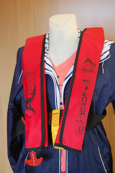 KAMIZELKA PNEUMATYCZNA MANUALNA ALPHA 150N